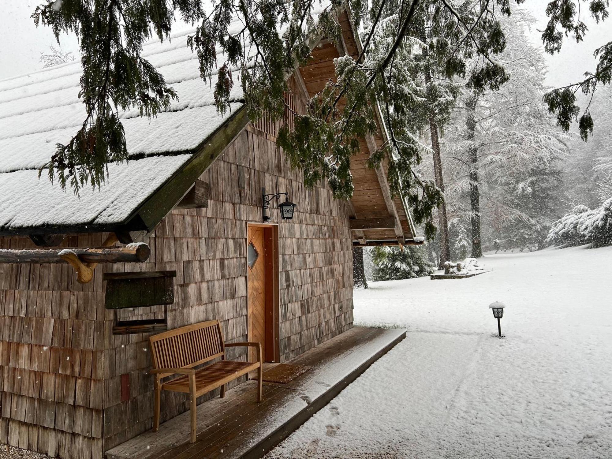 Private Beach House On Lake Блед Экстерьер фото